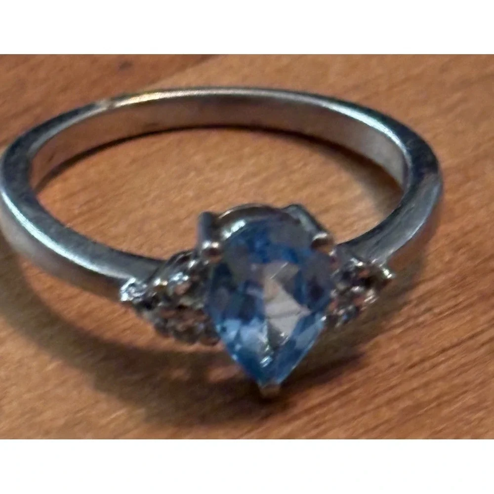 Sterling Silver Natural Blue Topaz Solitaire Ring Size 10.25